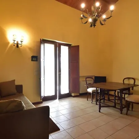 Sleeps 2 Pool Wifi * Montescaglioso