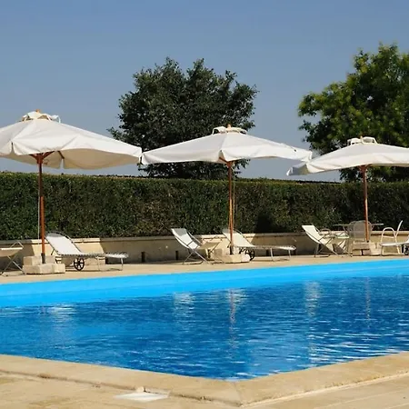 Sleeps 2 Pool Wifi