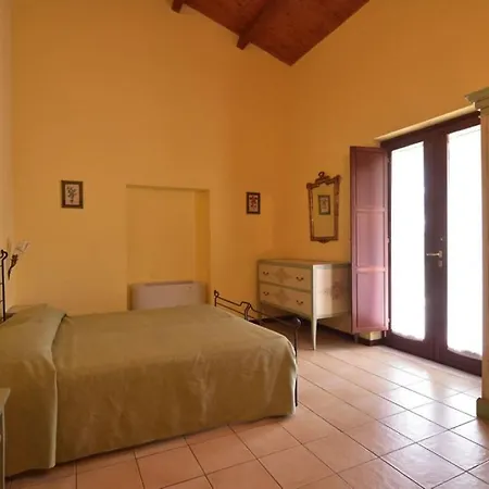 Sleeps 2 Pool Wifi * Montescaglioso