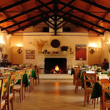 Sleeps 2 Pool Wifi Montescaglioso